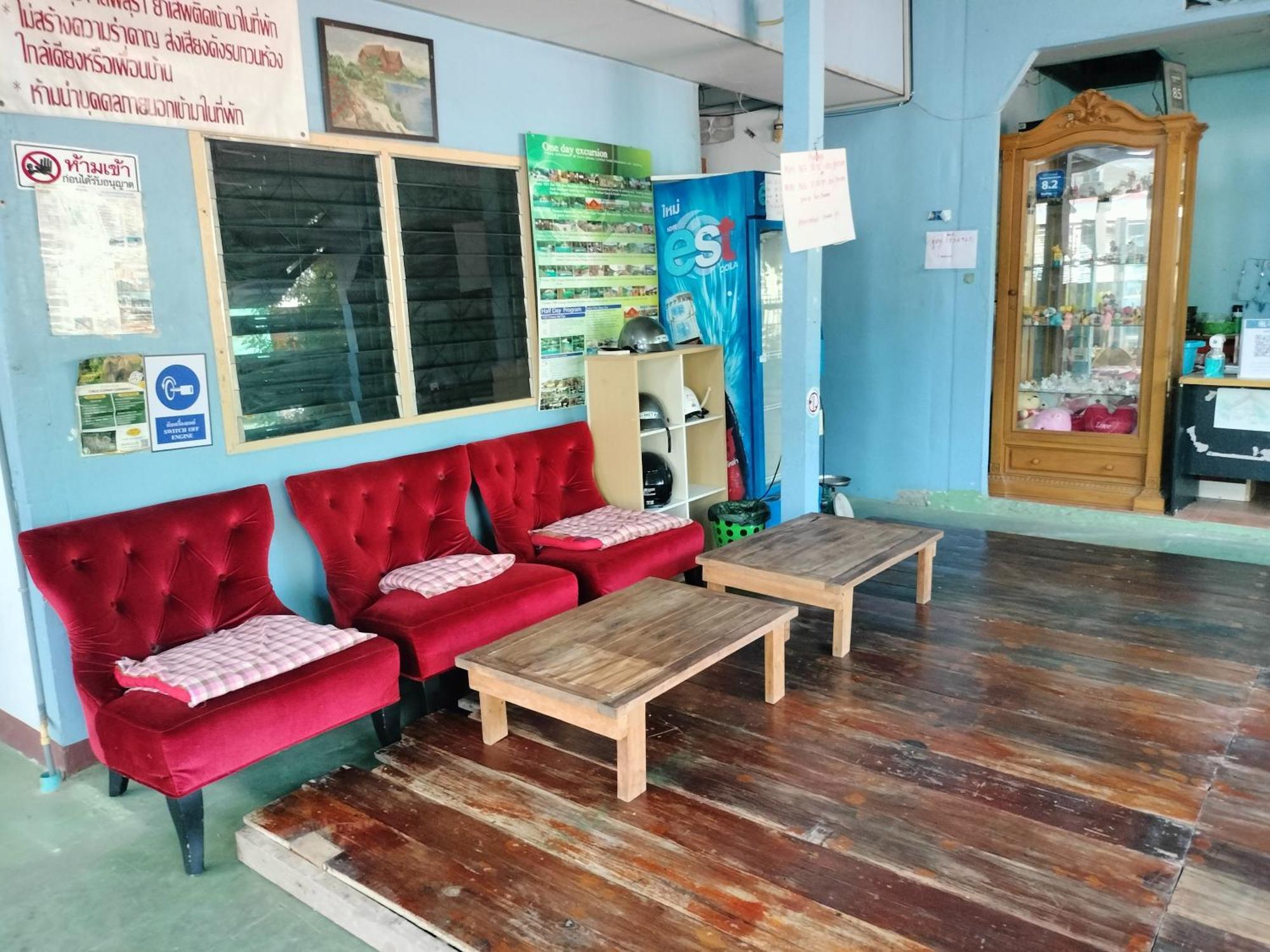Canaan Guesthouse Kanchanaburi Ngoại thất bức ảnh
